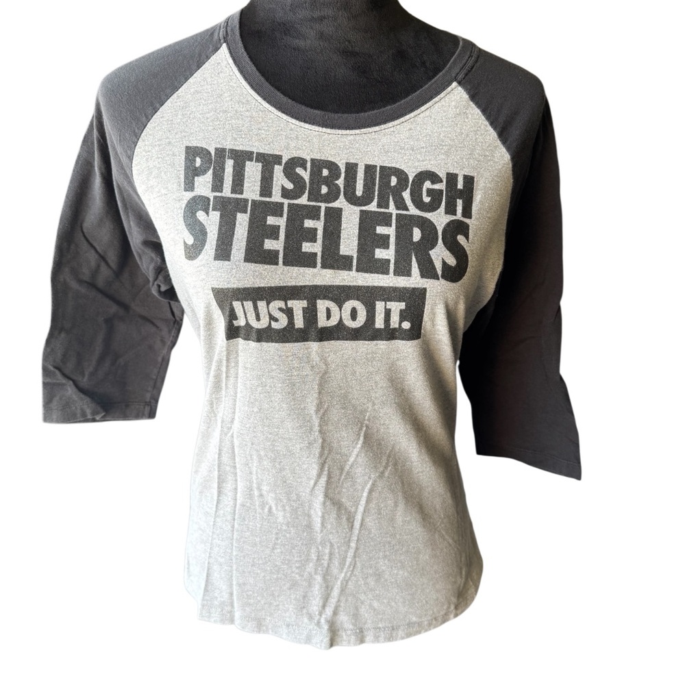 NFL team apparel Pittsburgh Steelers Nike Gray and Black NFL Team Woman T-Shirt